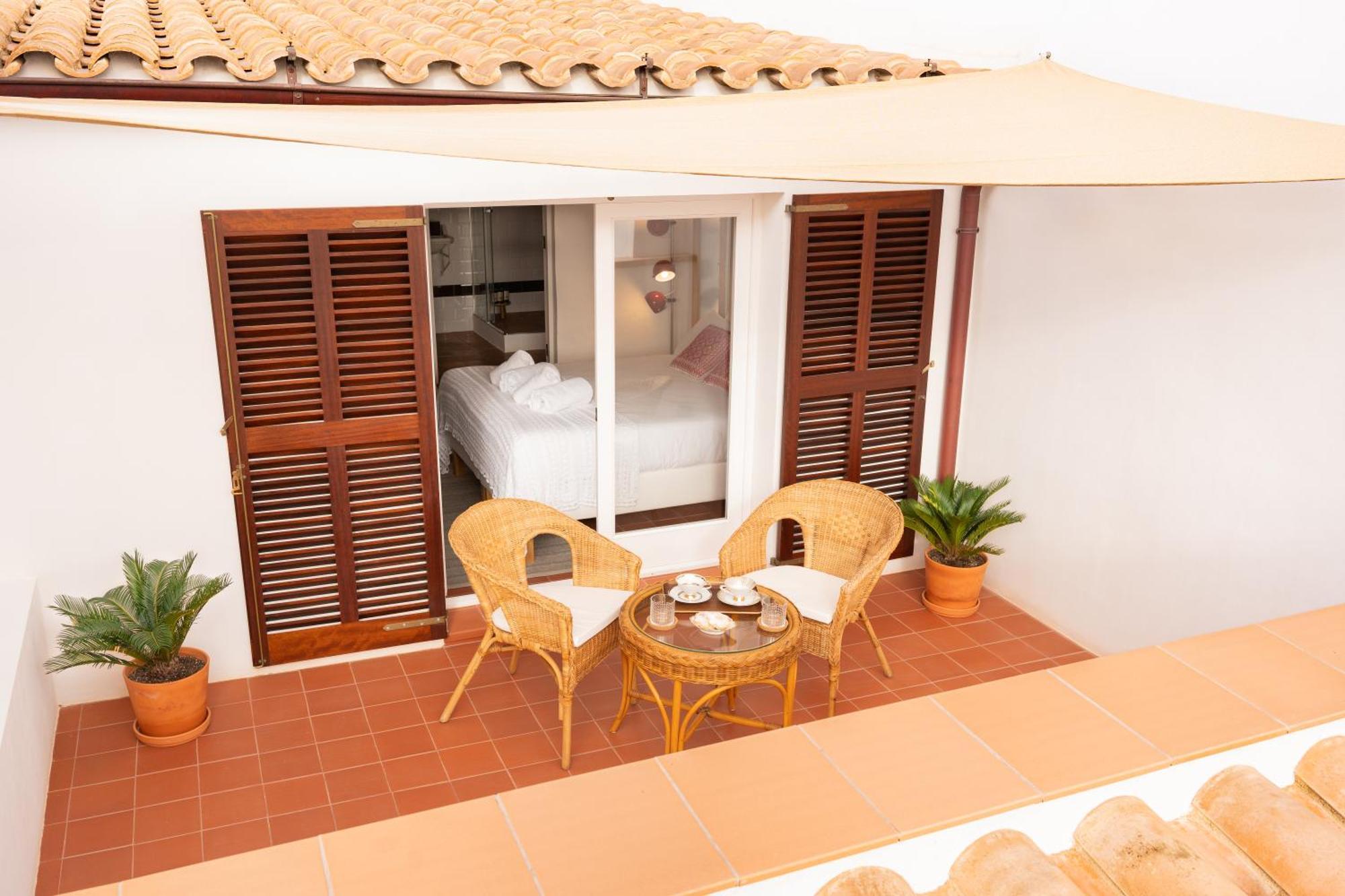 Hotel 3A Ease Of Living Ciutadella  Eksteriør billede