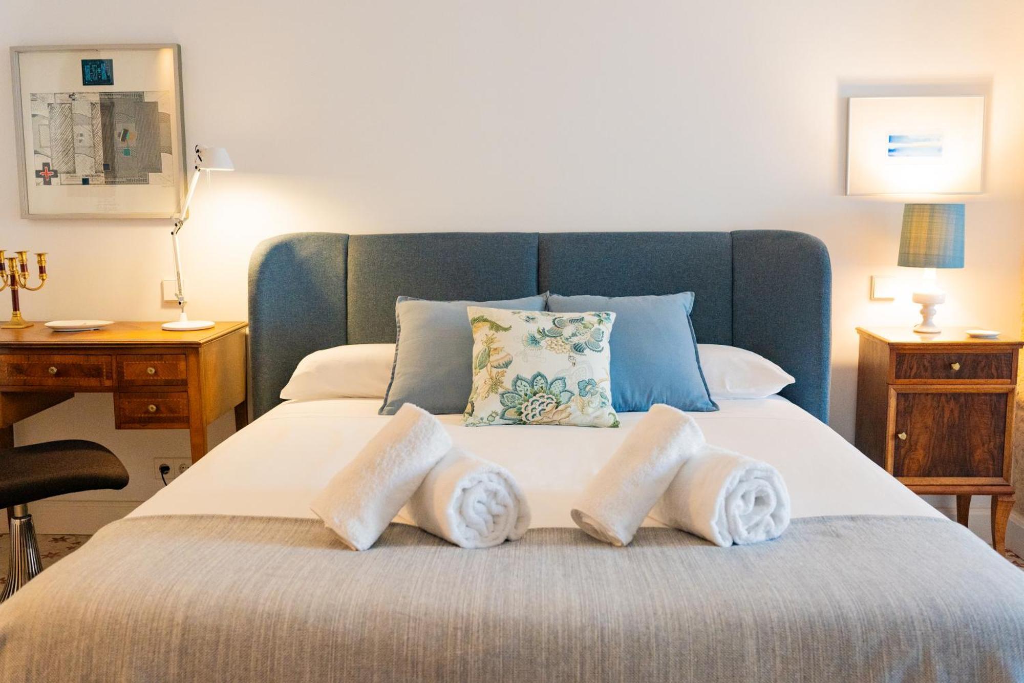 Hotel 3A Ease Of Living Ciutadella  Eksteriør billede